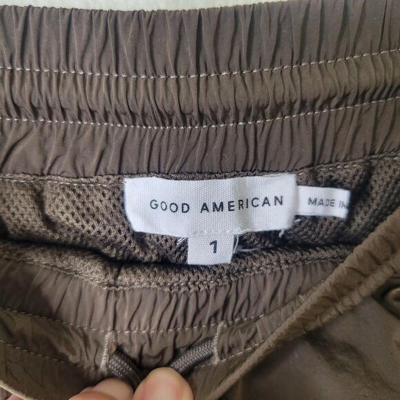 Good American Essential Nylon Jogger Track Pants Mocha Size 1 Pockets Sweatpants - Picture 6 of 12